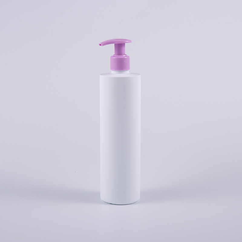 Pyöreän muotoinen 360 ml:n annosteleva puhdistusshampoo, vartalopesupullot Pyöreän muotoinen 360 ml:n annosteleva puhdistusshampoo, vartalopesupullot