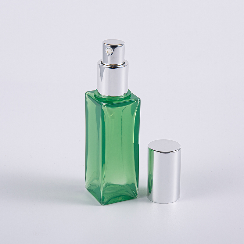 Matkakäyttöön käytettävä kasvovoide 30 ml PETG Square Lotion -pullo Matkakäyttöön käytettävä kasvovoide 30 ml PETG Square Lotion -pullo