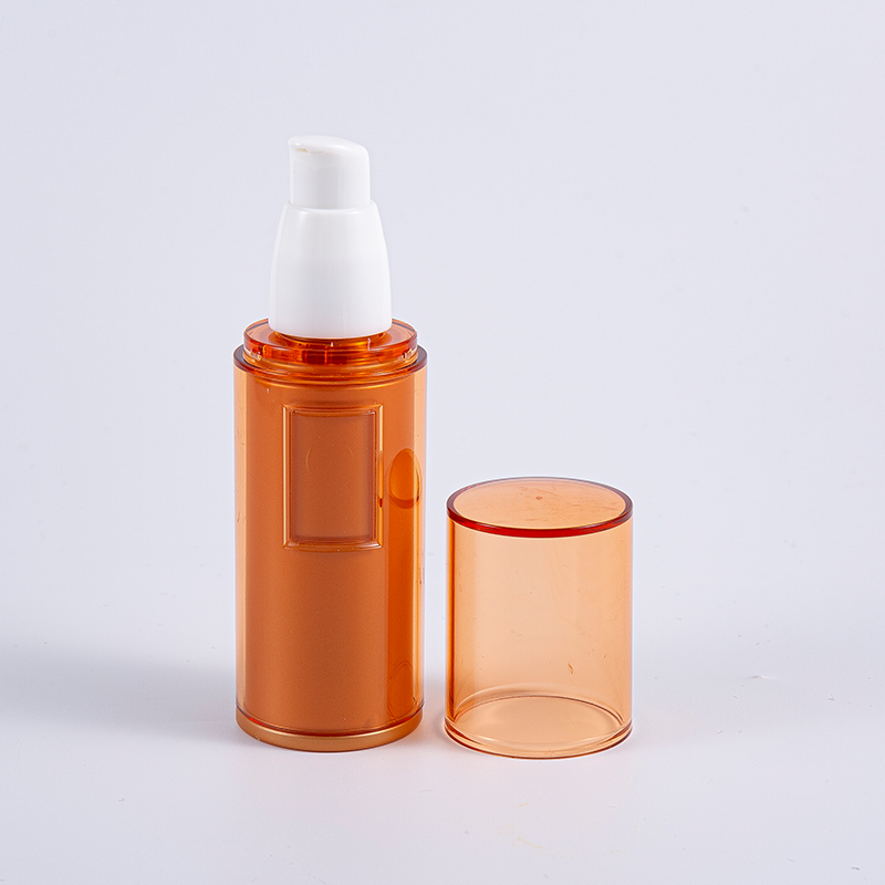 Uudelleentäytettävä kosmetiikkasäiliö 60 ml sisäpussin tyhjiöpullo ilmattomalla pumpulla 