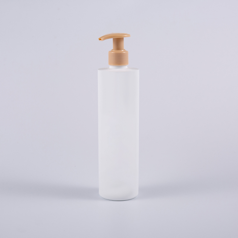 Pyöreän muotoinen 360 ml:n annosteleva puhdistusshampoo, vartalopesupullot Pyöreän muotoinen 360 ml:n annosteleva puhdistusshampoo, vartalopesupullot